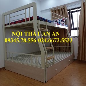 giường tầng màu kem có cốp đồ dùng cho cả gia đình, khỏ to rộng 1m6