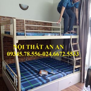 giường tầng màu kem có cốp đồ dùng cho cả gia đình, khỏ to rộng 1m6